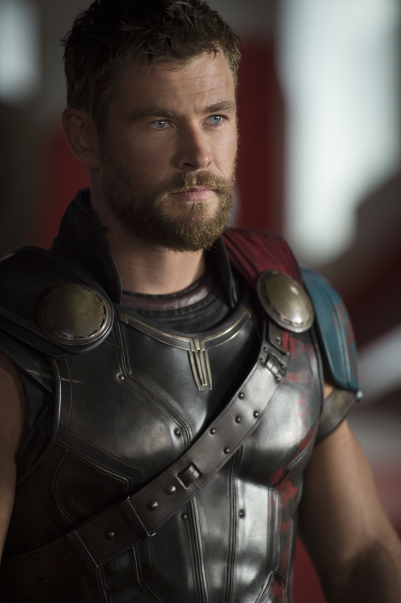 Chris Hemsworth w filmie "Thor: Ragnarok". Polska premiera 25 października 2017 roku