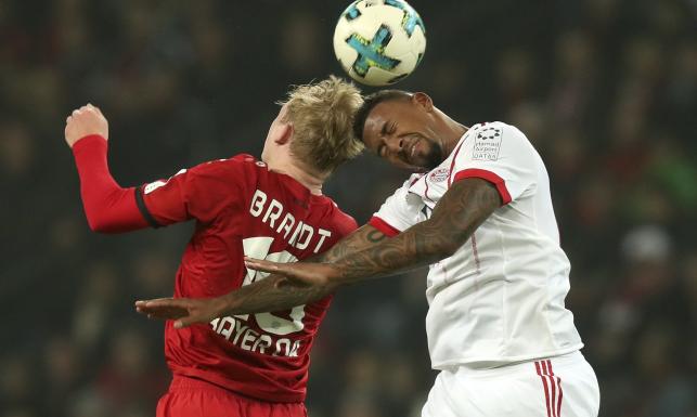 Liga niemiecka: Bayernu potrafi wygrywać też bez Lewandowskiego. Cudowny gol Rodrigueza