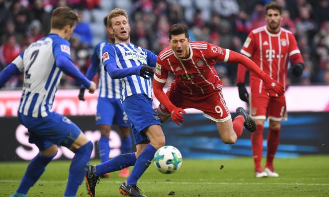 Liga niemiecka: Wpadka Bayernu. Lewandowski bez gola w 250. występie