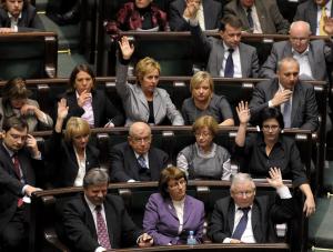 Dziś poznamy posłów biznesmenów z PiS