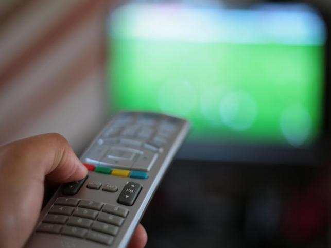 Politycy się kłócą, a Polacy nie płacą na TVP
