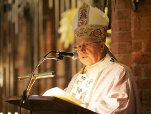 Abp Gocłowski: Porozumienie PO i PiS to konieczność