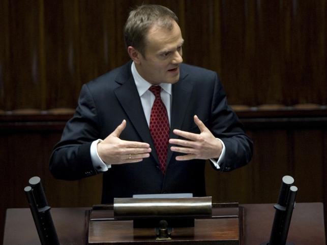 Tusk do PiS: Nie wbijajcie mi noża w plecy