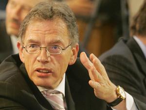 Dariusz Rosati jest jedną z twarzy formacji, która stworzyła drugą lewicową listę w wyborach do europarlamentu