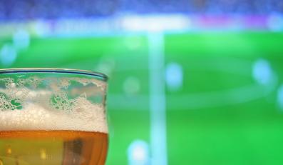 RPA chce zakazać reklamy alkoholu. Skąd taka decyzja?