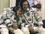 Astronauci Dan Burbank z USA i Anton Szkaplerow z Rosji żartują przed startem w kosmos