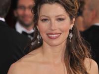 Jessica Biel chwali się pierścionkiem zaręczynowym. Kiedy ślub?