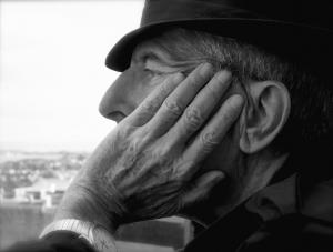 Leonard Cohen jest jeszcze bardziej pociągający