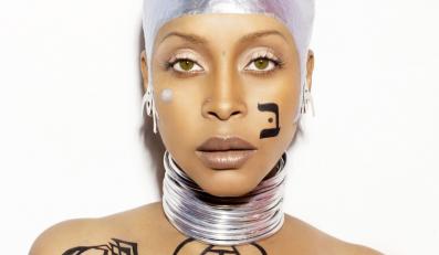 Erykah Badu śpiewa dla Damona Albarna