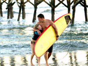 Channing Tatum i Amanda Seyfried w filmie  quot;Wciąż ją kocham quot; oryg.  quot;Dear John quot;