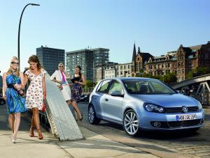 Volkswagen golf szóstej generacji zasłużył na prestiżowy tytuł "World Car Of The Year"