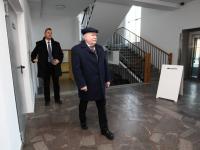Milczanowski zerwał współpracę z Wałęsą, kiedy ten przeprosił Oleksego