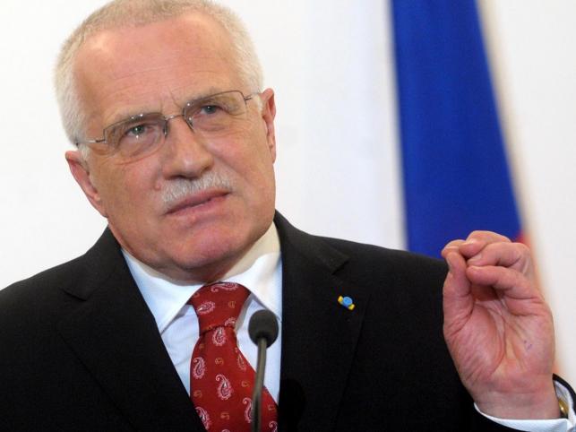Vaclav Klaus nie podpisze traktatu lizbońskiego, zanim nie ratyfikują go Irlandczycy