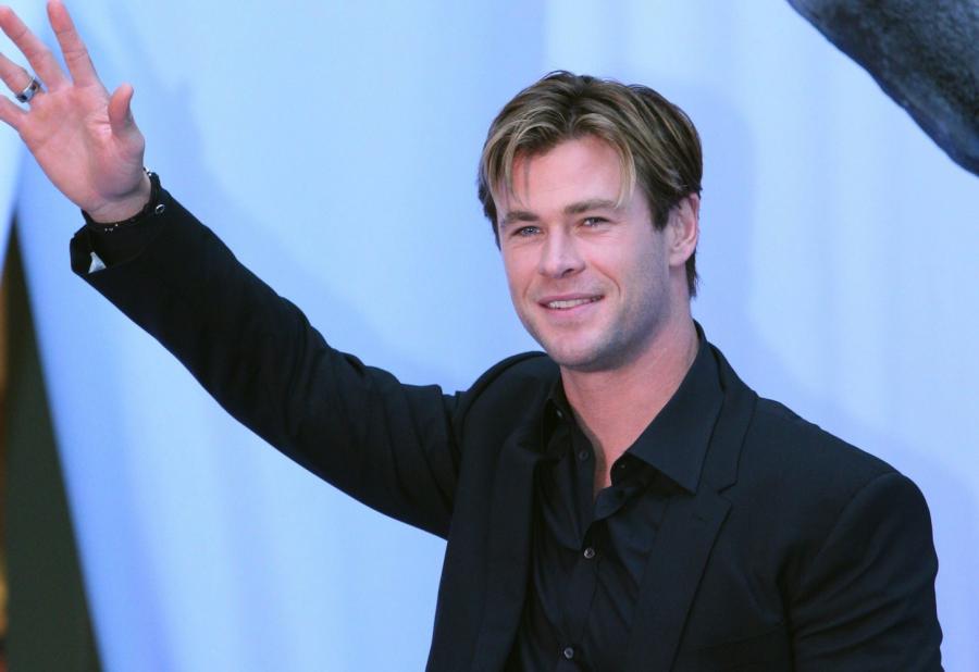 Chris Hemsworth na premierze filmu "W samym sercu morza" w Meksyku