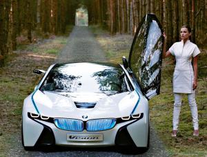 Zobacz, jak BMW odróżnia fanów PiS od PO