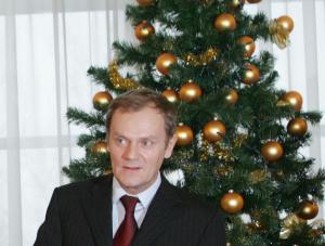 Kogo Polacy chcą przy stole na Wigili? Tuska