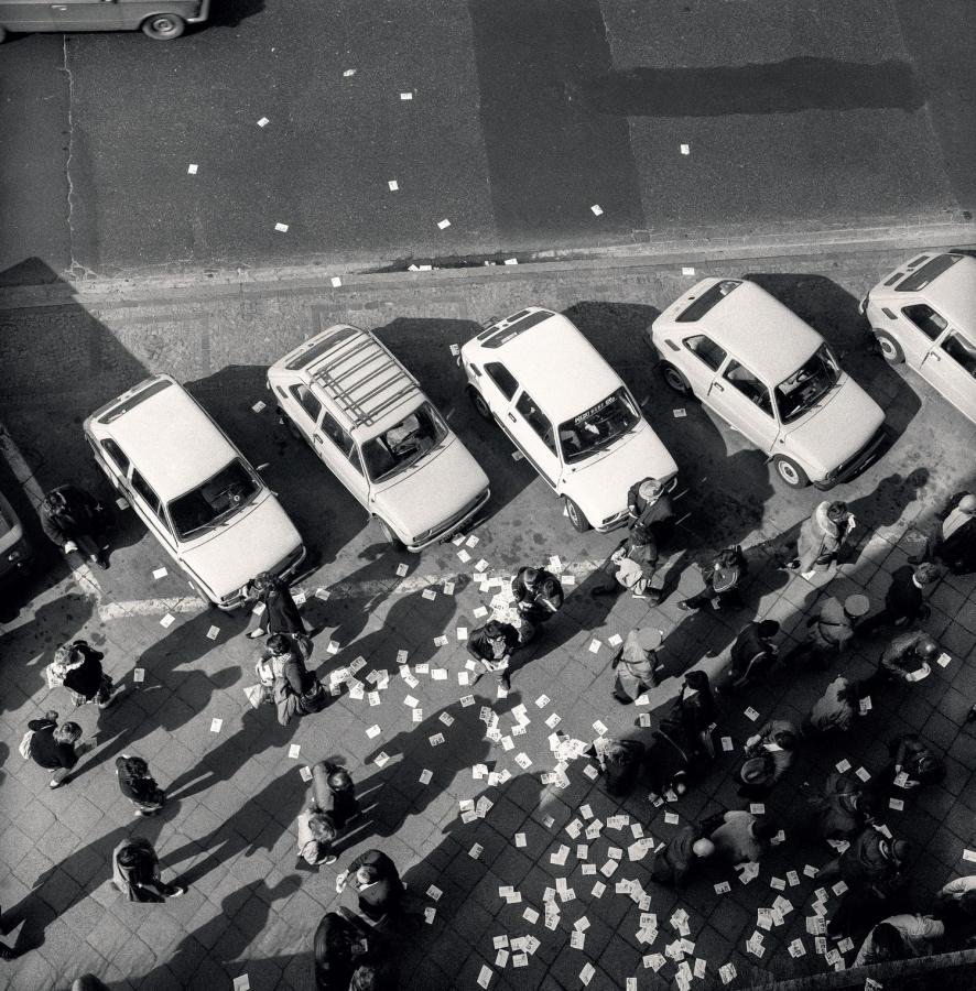 "Warszawa lata 80." - wydawnictwo BOSZ i Narodowe Archiwum Cyfrowe